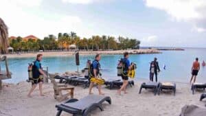 Scuba Diving Refresher Course at Ocean Encounters in Curaçao