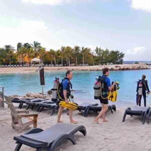 Scuba Diving Refresher Course at Ocean Encounters in Curaçao
