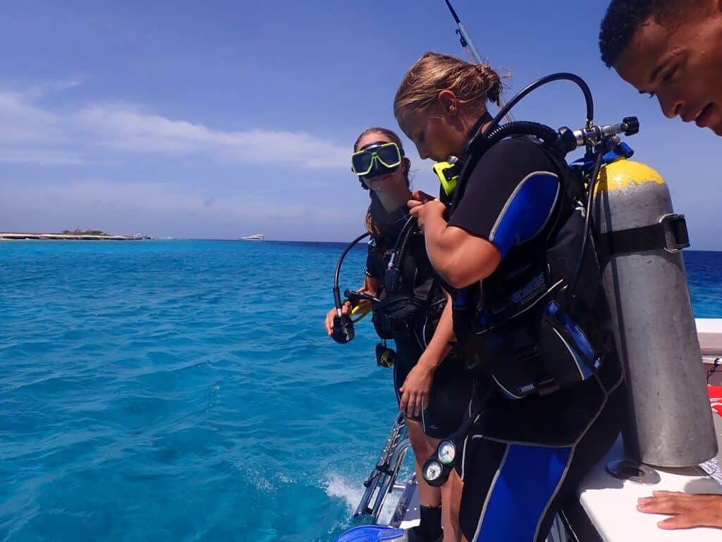 Discover the Ultimate Diving Experience in Curaçao with CuracaoTodo.com
