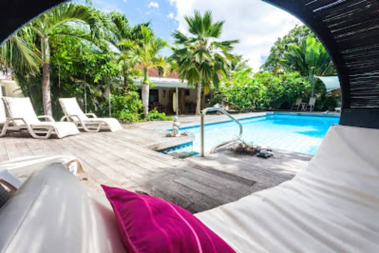 Frangipani Apartments Curacao