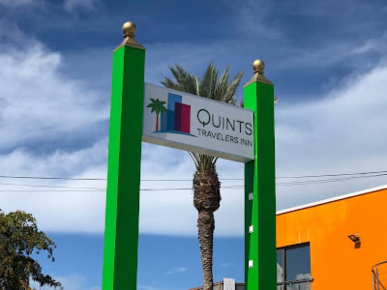 Quint's Travelers Inn