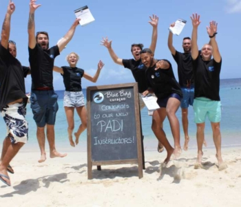 PADI Instructeur Ontwikkelings Cursus bij Blue Bay Duiken & Watersporten
