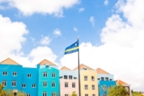 Is it safe to live in Curaçao?