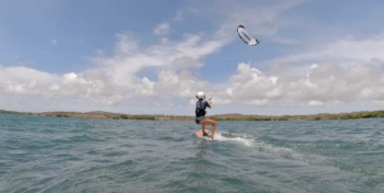 Curso de kitesurf para principiantes en Curazao: tu aventura de 3 días