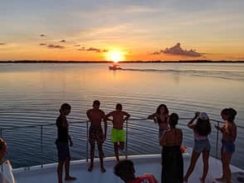 Experience the Magic of a Sunset Cruise in Curacao