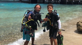 Duiken met gids op Curaçao: Ontdek de wonderen onder water